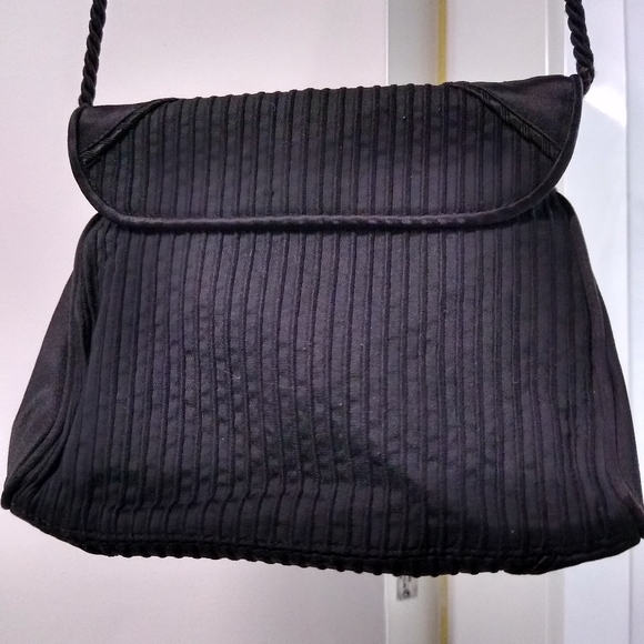 Black Barbara Bolen Evening Handbag -- Final Price - Picture 13 of 13